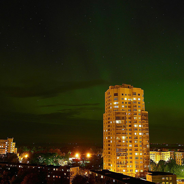 Мне приснилось небо Питера: северное сияние Петербурга и московский снегопад в Instagram