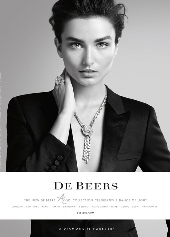 Мэри МакКартни стала фотографом рекламной кампании De Beers