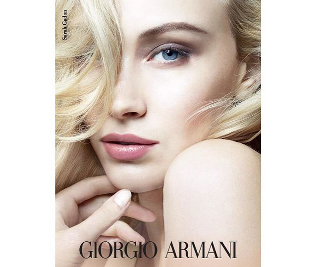 Сара Гордон — новое лицо Giorgio Armani