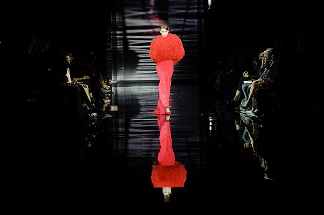 Неделя высокой моды в Париже: Giorgio Armani Prive, осень-зима 2014