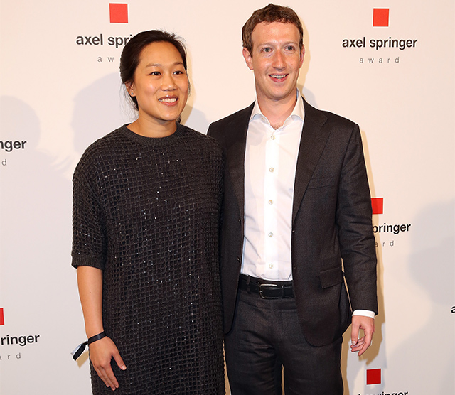 Марк Цукерберг получил награду Axel Springer Award — 2016