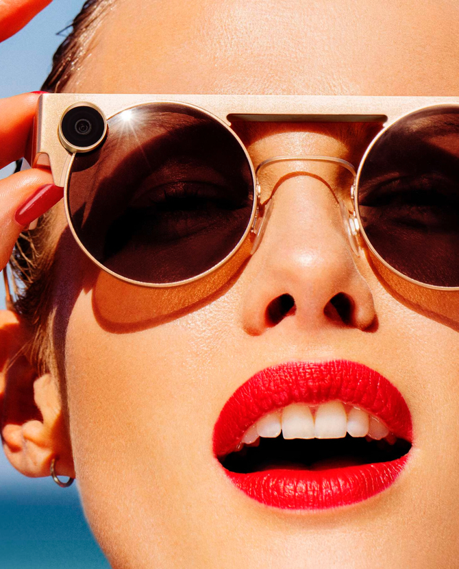 Разработчик Snapchat представил новые солнцезащитные очки с камерами для 3D-фото