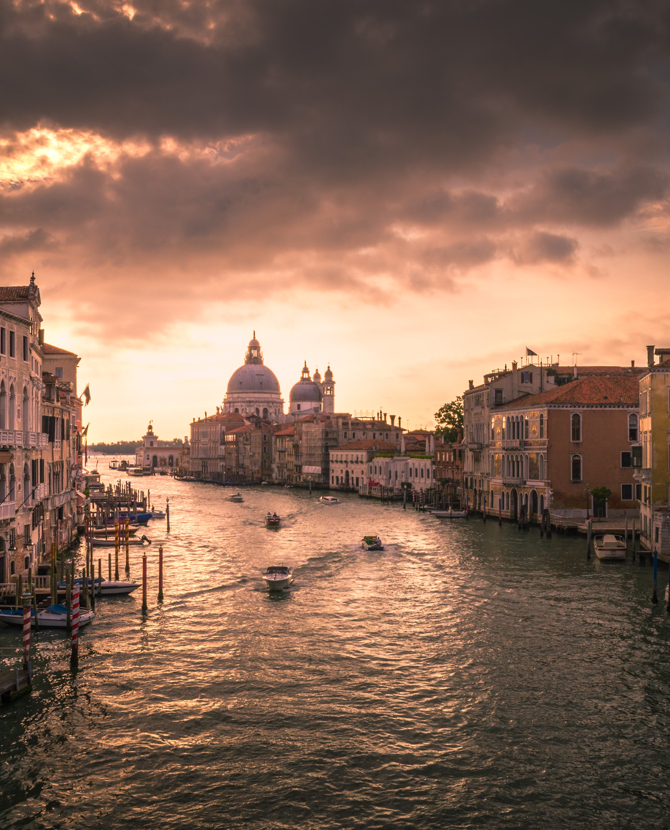 Въезд в исторический центр Венеции cтанет платным с 2020 года