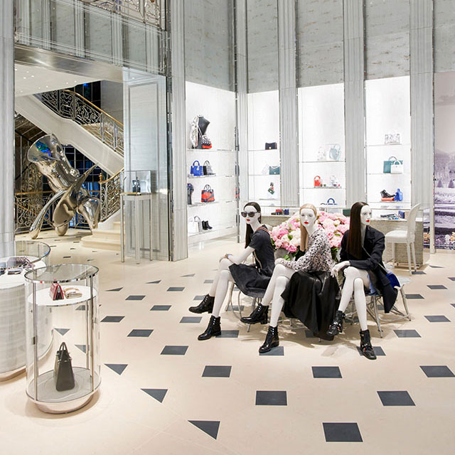 Внимание, Dior! Модный дом открывает бутик на Бонд-стрит