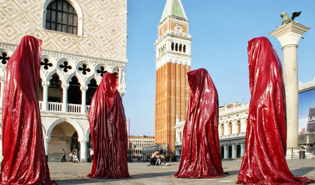 Трое российских художников примут участие в Венецианской биеннале