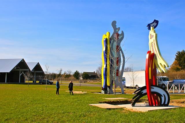 Пять гигантских скульптур Роя Лихтенштейна выставят в США