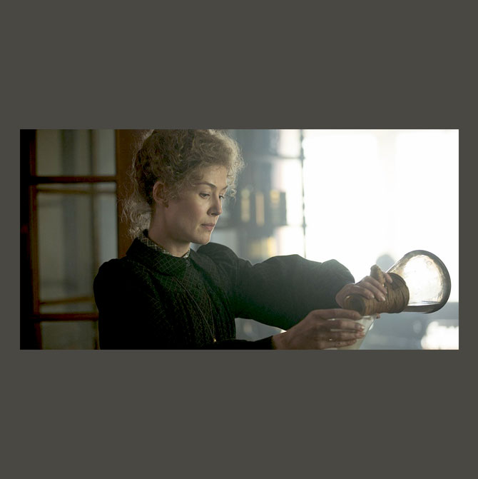 Вышел первый трейлер фильма «Радиоактивно» про жизнь Марии Кюри