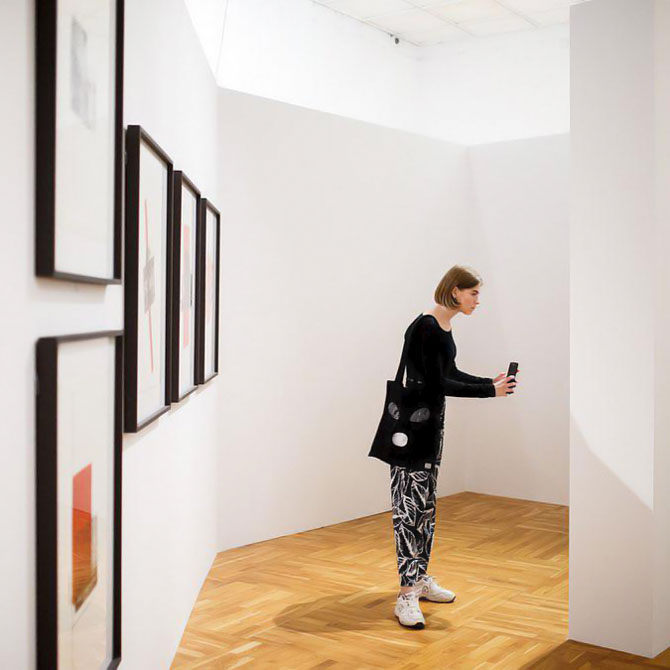 «Очень важное сообщение»: в Новой Третьяковке открылась выставка современных художников