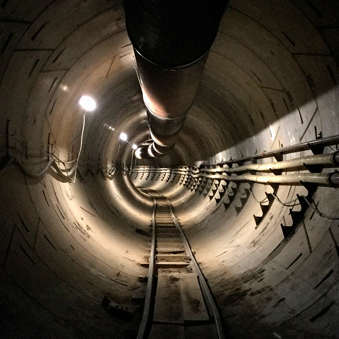 Илон Маск назвал дату открытия первого тоннеля в Лос-Анджелесе