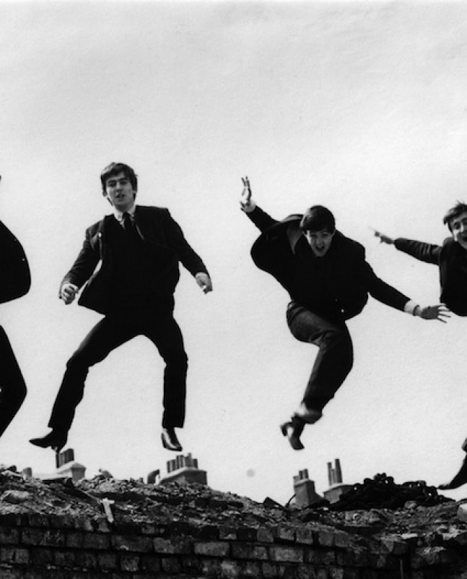 Пластинка the Beatles за $290 500