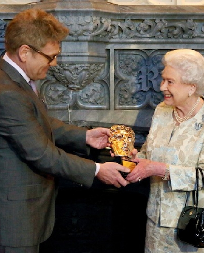 Елизавете II присудили почетную премию BAFTA