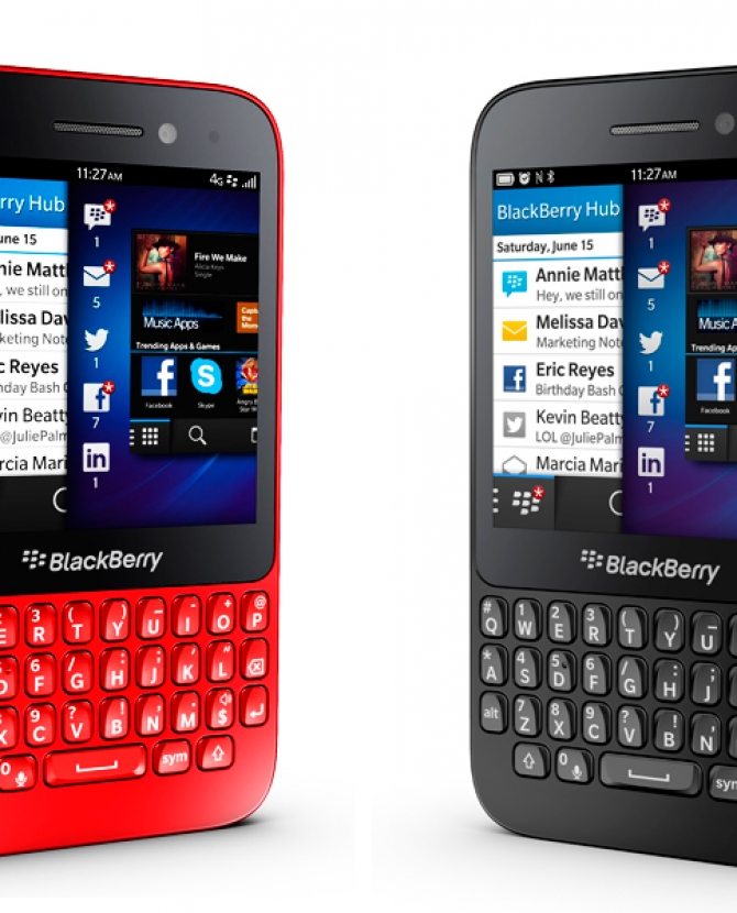 Алиша Кис представила новую модель Blackberry
