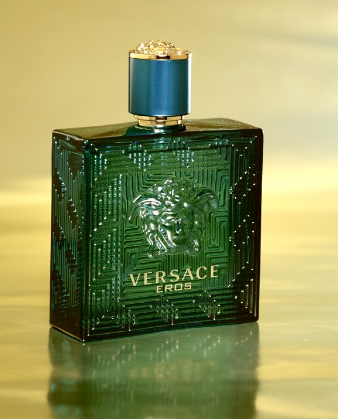 Eros — новый аромат от Versace