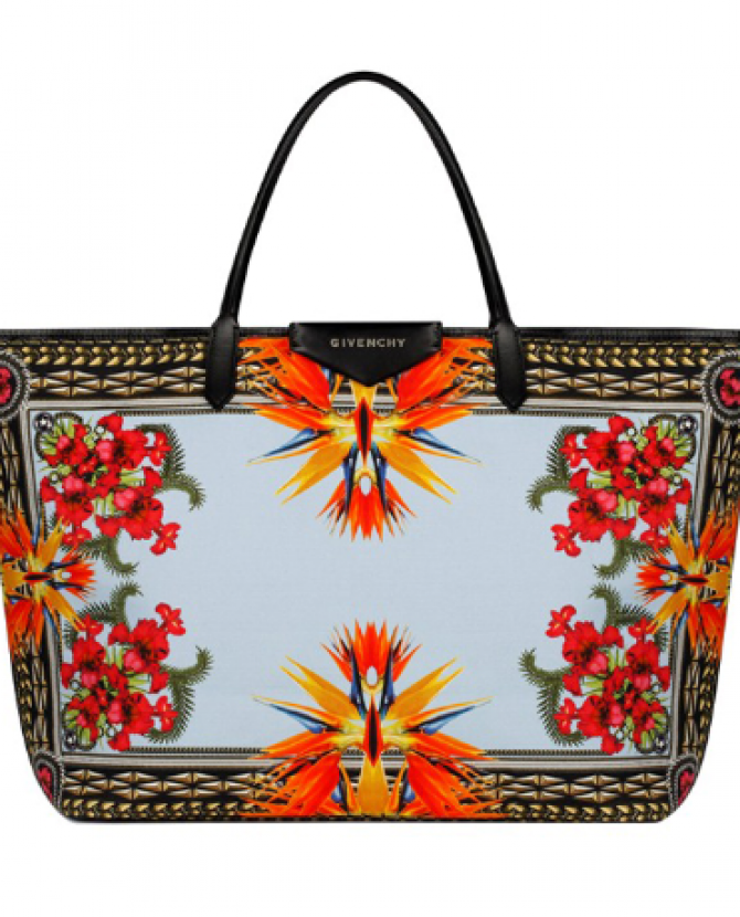 Объект желания: цветочные сумки Givenchy