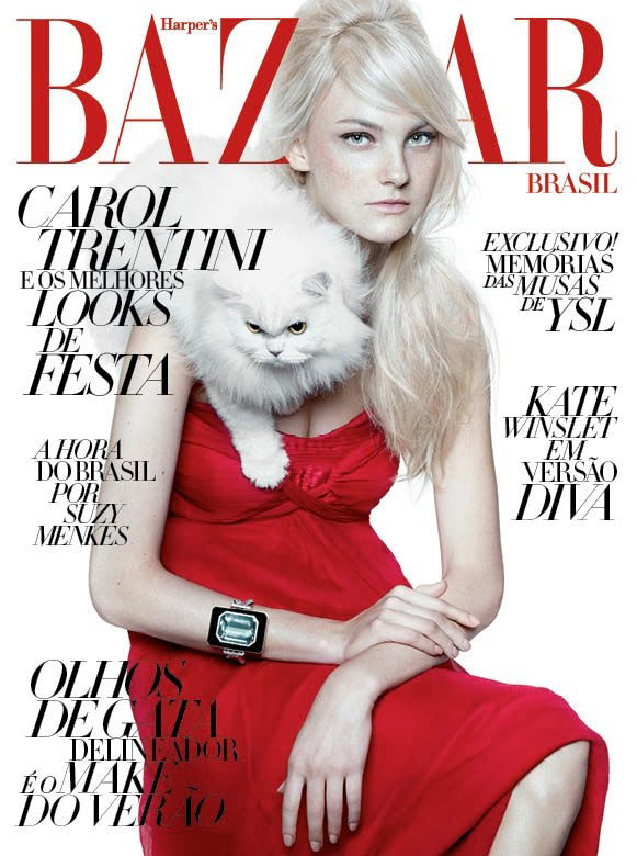 Каролин Тренити на обложке Harper's Bazaar Brazil