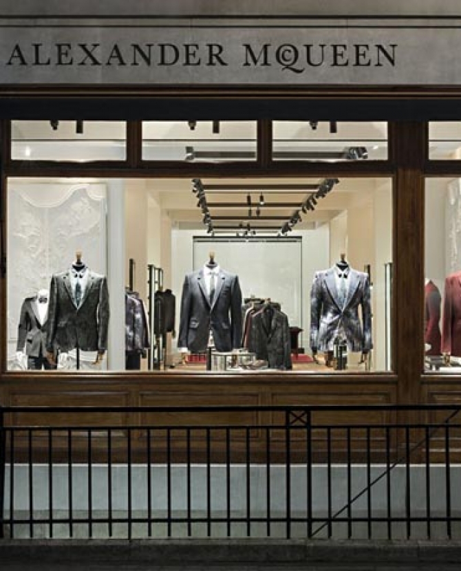 Первый мужской бутик McQueen в Лондоне