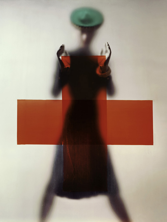 Эрвин Блюменфельд Вариант обложки для американского Vogue, «А ты сделал вклад для Красного Креста?», 15 марта 1945