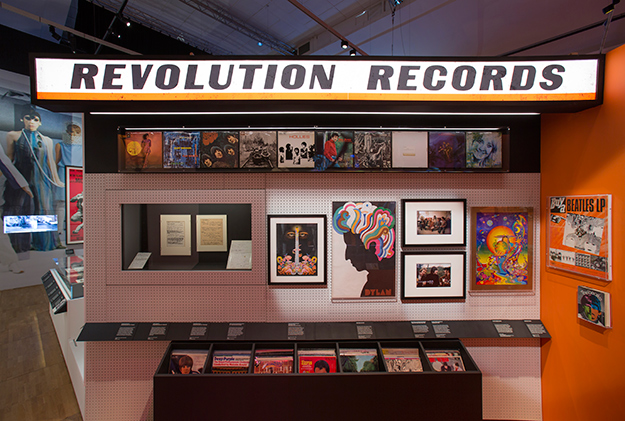 Выставка «You Say You Want a Revolution? Records and Rebels 1966-70», Лондон