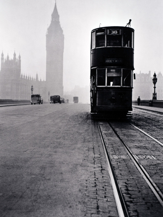 Рене Гребли. Трамвай на Вестминстерском мосту. 1949