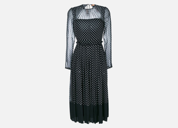 Платье, Nº21<p><a style=\"\" target=\"_blank\" href=\"https://www.farfetch.com/ru/shopping/women/n-21---item-12154516.aspx?storeid=9689&amp;from=search\">Farfetch</a></p>