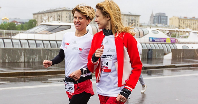 Наталья Водянова, Полина Киценко и adidas снова зовут всех \"бежать со смыслом\"