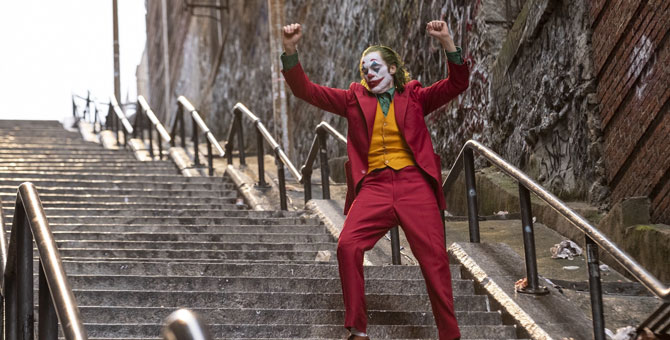 Лестница из «Джокера» стала туристической достопримечательностью Нью-Йорка