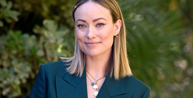 Жас қаншықтар