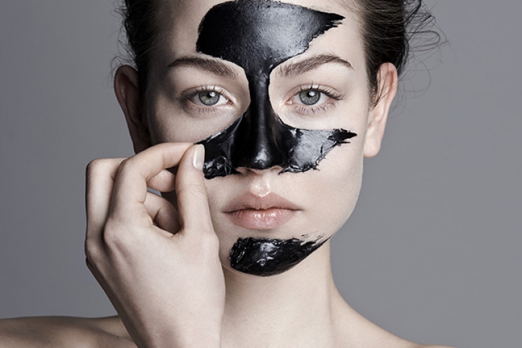 Как сделать черную маску в домашних условиях?